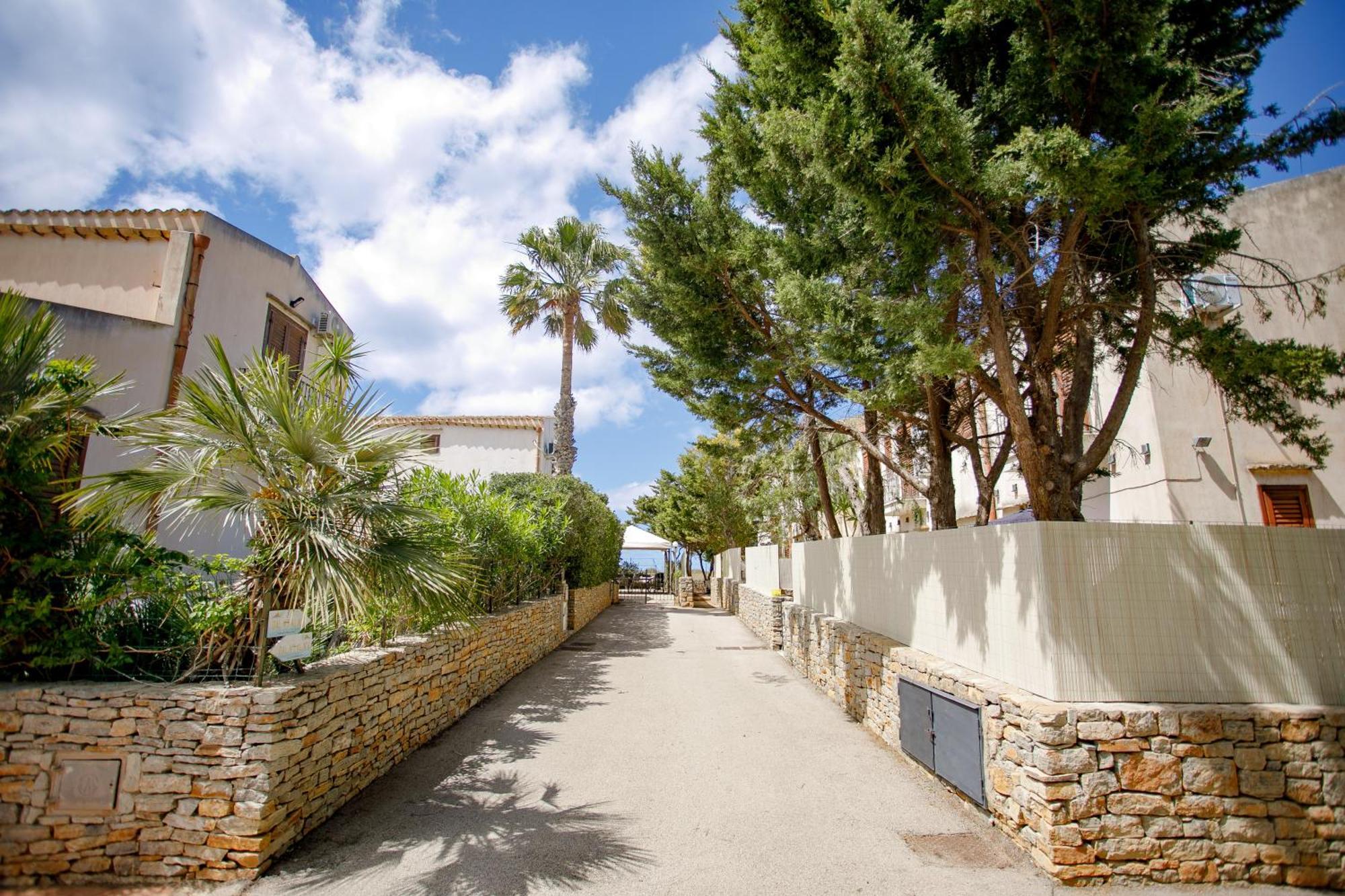 Sanvitotour- Residence Il Baglio Сан Вито ло Капо Екстериор снимка