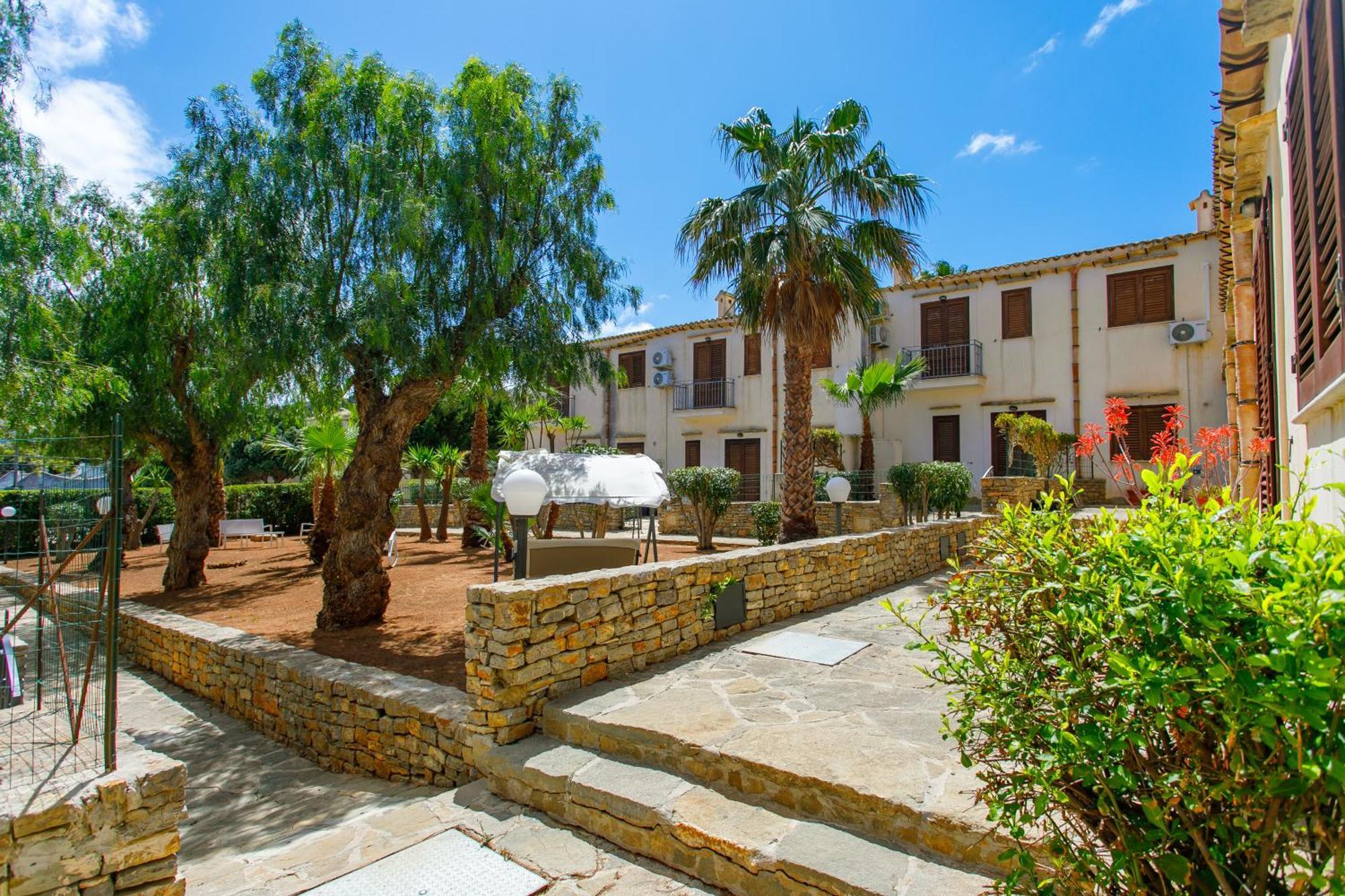 Sanvitotour- Residence Il Baglio Сан Вито ло Капо Екстериор снимка