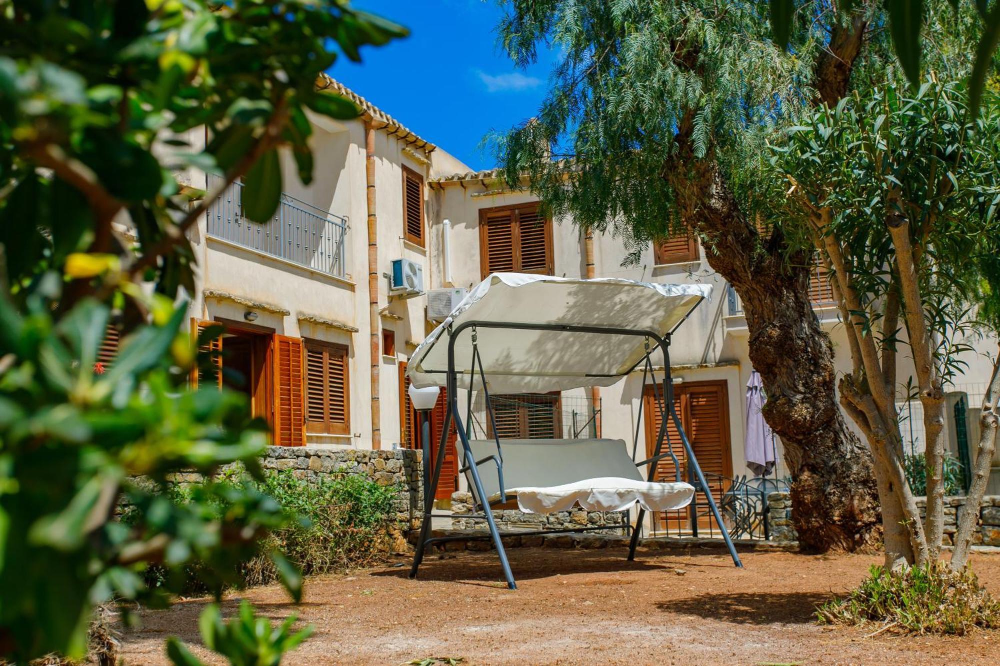 Sanvitotour- Residence Il Baglio Сан Вито ло Капо Екстериор снимка
