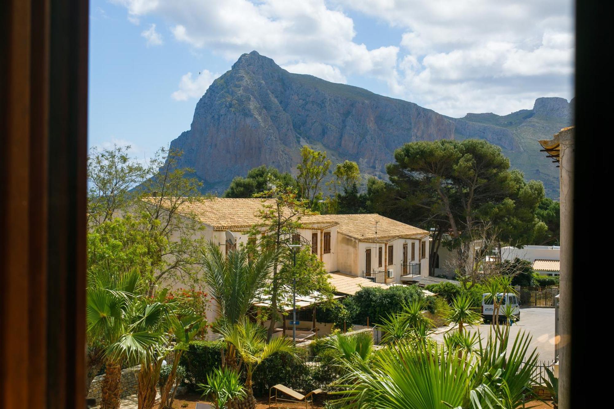 Sanvitotour- Residence Il Baglio Сан Вито ло Капо Екстериор снимка