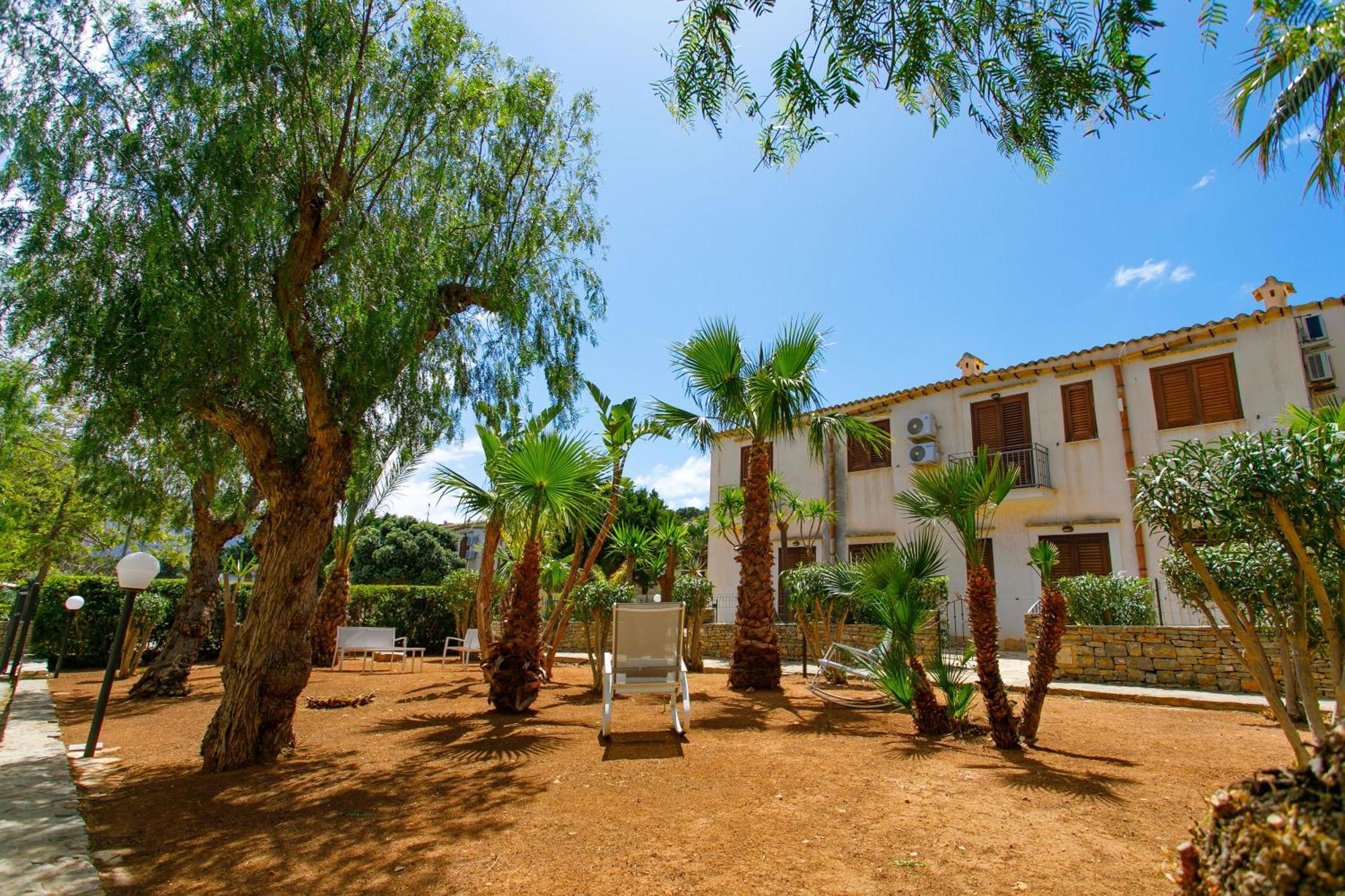 Sanvitotour- Residence Il Baglio Сан Вито ло Капо Екстериор снимка