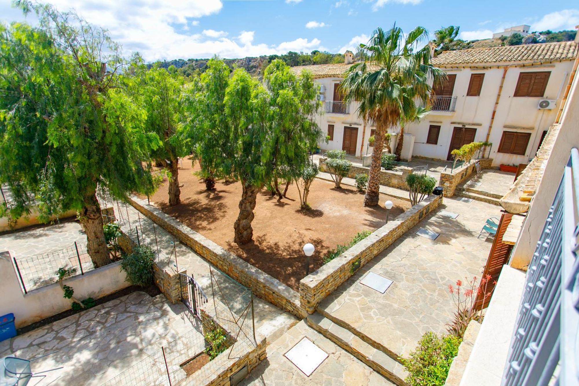 Sanvitotour- Residence Il Baglio Сан Вито ло Капо Екстериор снимка